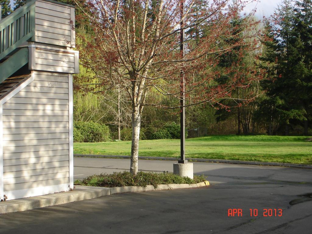 Quality Inn & Suites Silverdale Bangor-Keyport Buitenkant foto