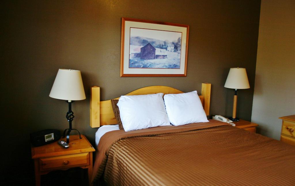 Quality Inn & Suites Silverdale Bangor-Keyport Buitenkant foto
