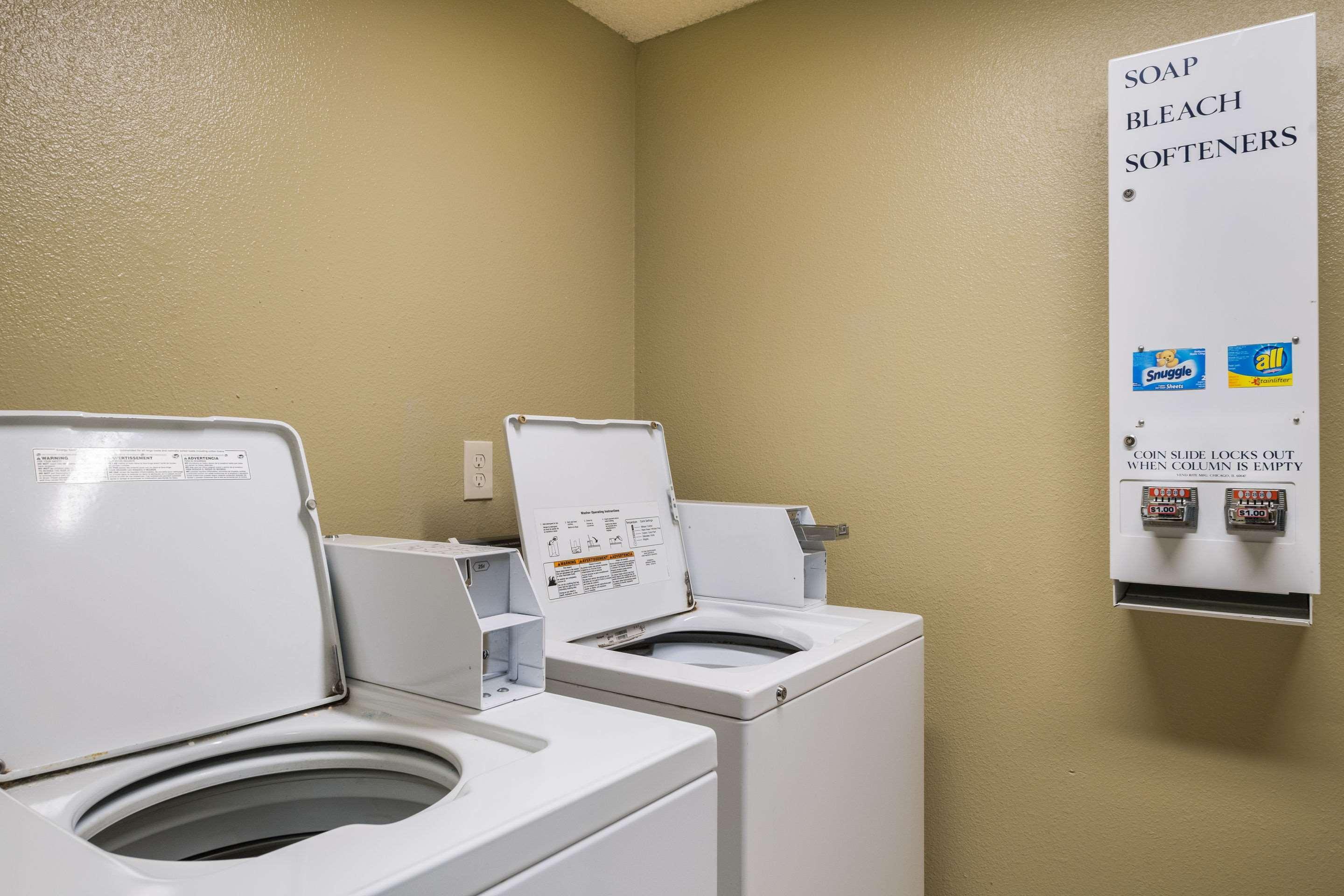 Quality Inn & Suites Silverdale Bangor-Keyport Buitenkant foto
