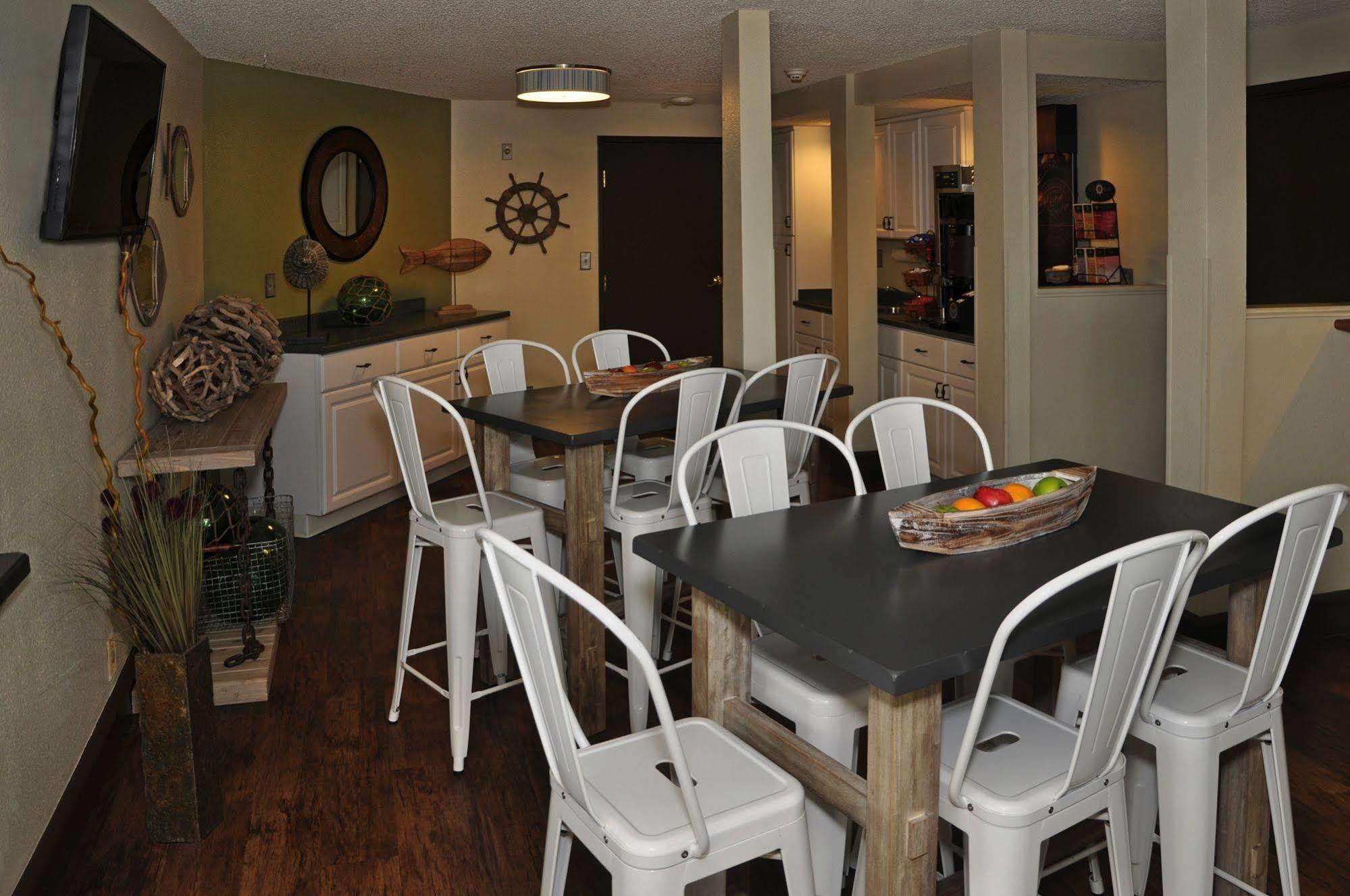 Quality Inn & Suites Silverdale Bangor-Keyport Buitenkant foto